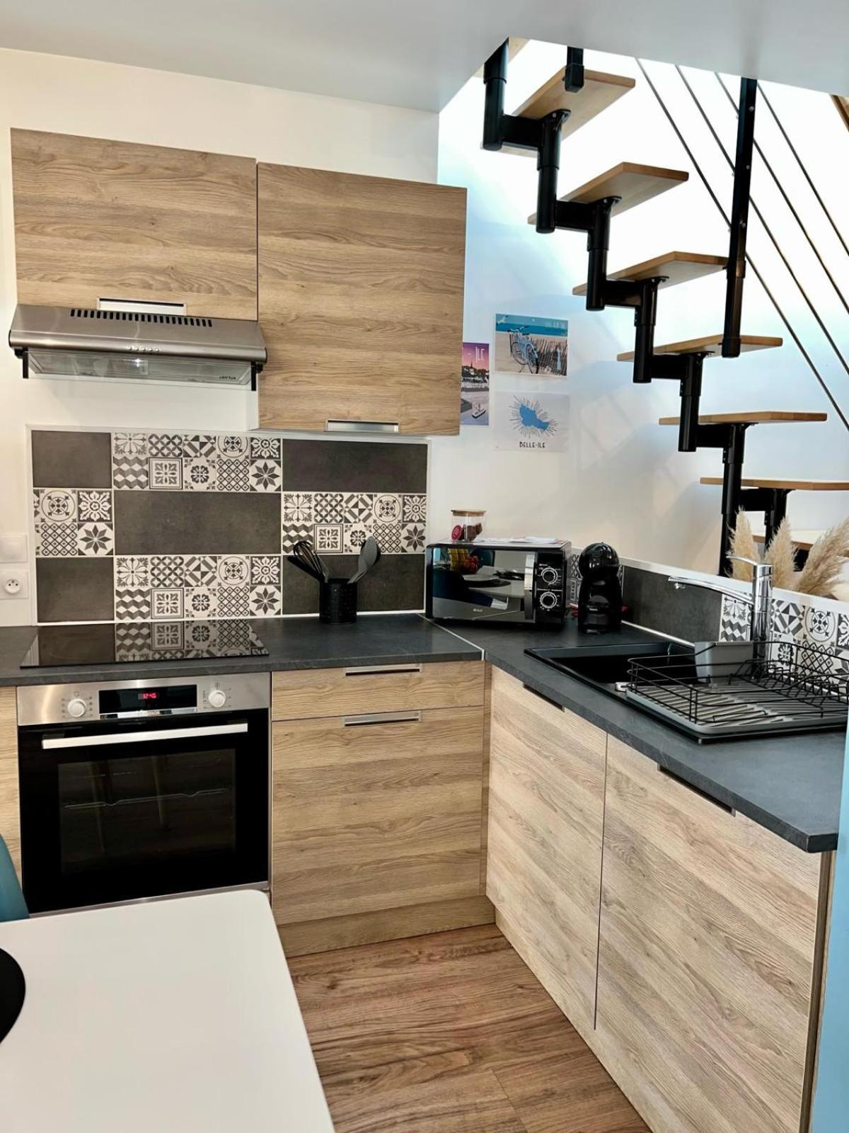 Le Palantin Apartment เลอปาเลส์ ภายนอก รูปภาพ